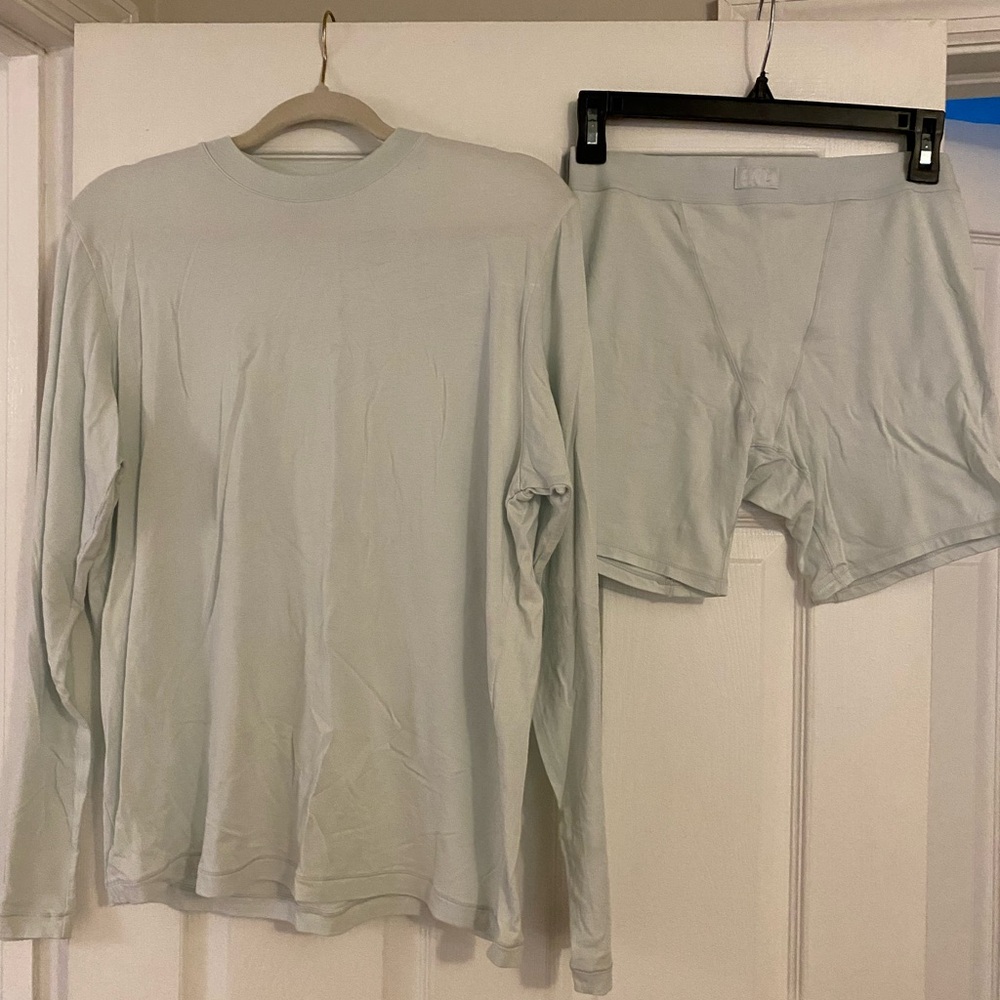SKIMS modal oversized long tee and boxer PJ set! Size small!